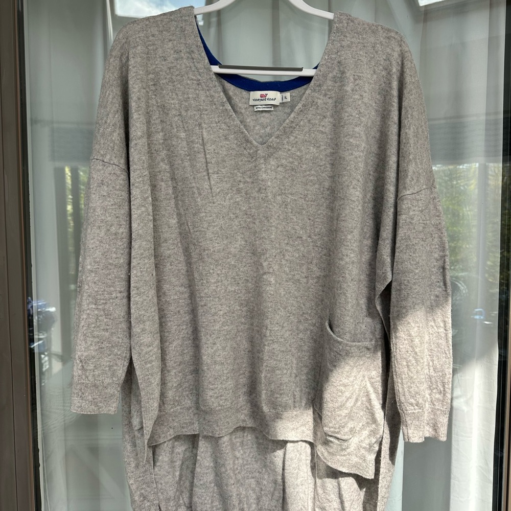 Vineyard Vines Gray Cashmere Blend Sweater with Side Slits